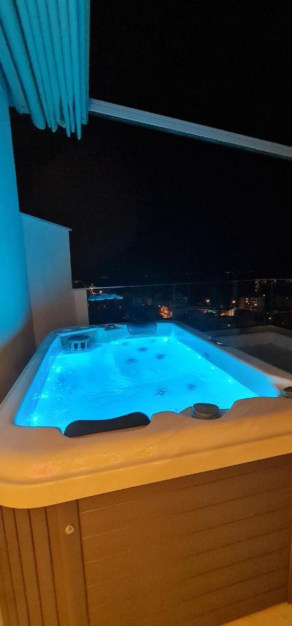 Euphoria Luxury Penthouse Appartement Kavala Buitenkant foto